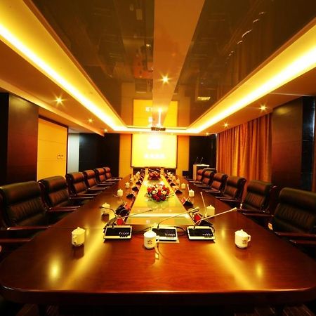 Xiongzhao Grand Hotel Weishan ต้าหลี่ ภายนอก รูปภาพ