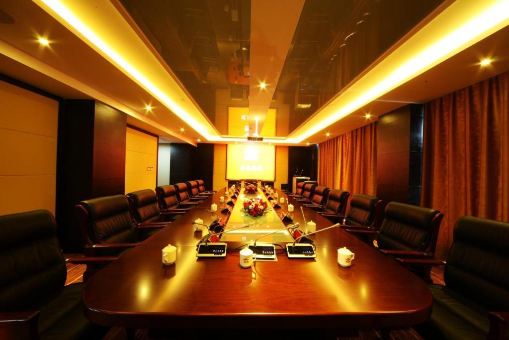 Xiongzhao Grand Hotel Weishan ต้าหลี่ ภายนอก รูปภาพ