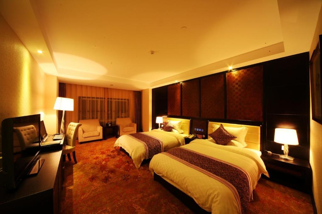 Xiongzhao Grand Hotel Weishan ต้าหลี่ ภายนอก รูปภาพ