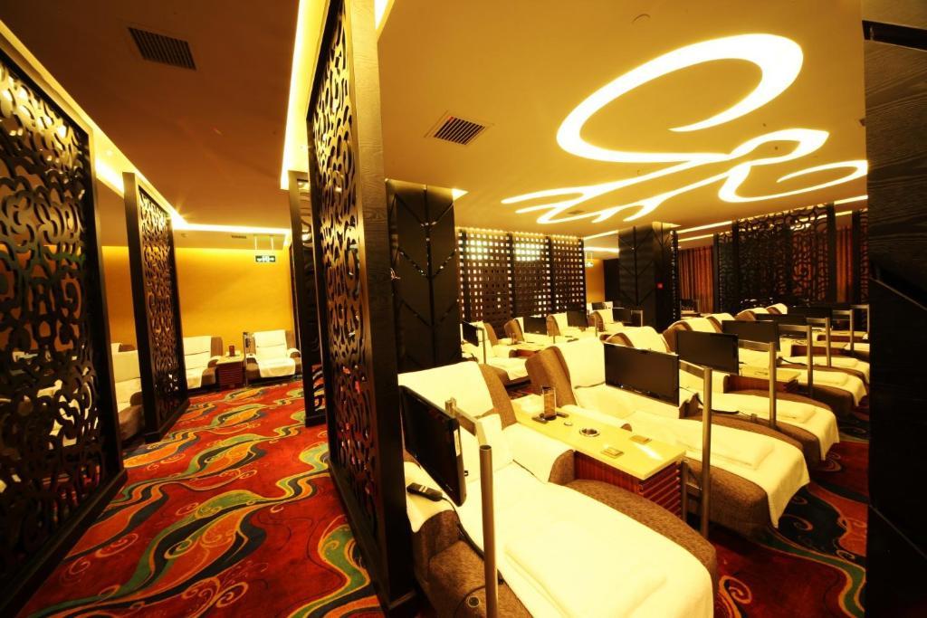 Xiongzhao Grand Hotel Weishan ต้าหลี่ ภายนอก รูปภาพ
